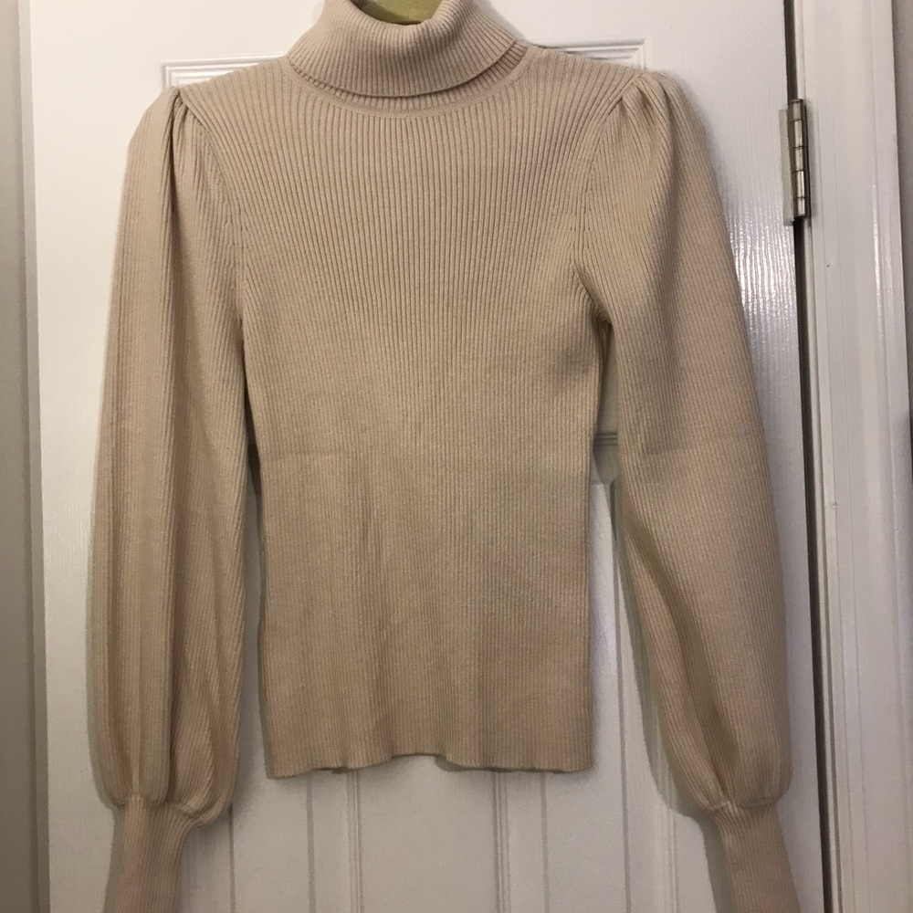 Ribbed turtleneck puff sleeve sweater